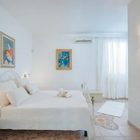 Villa Deborah By Interhome