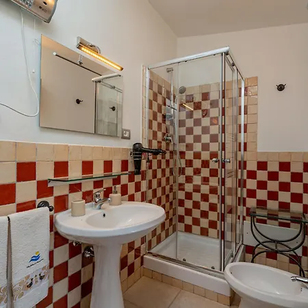 Deborah By Interhome *